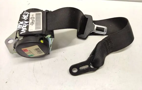 BMW X1 E84 Rear seatbelt 607051100 100317