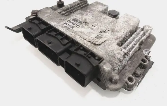 Mazda 3 I Engine control unit/module 3M6112A650AC