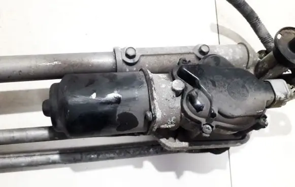 Honda FR-V Wiper motor 821232239