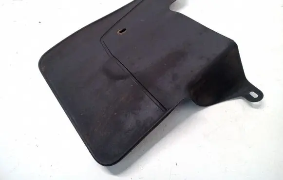 Renault Master III Front mudguard 638500003R