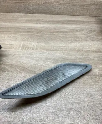 BMW 5 E39 Rear seat light 8363608