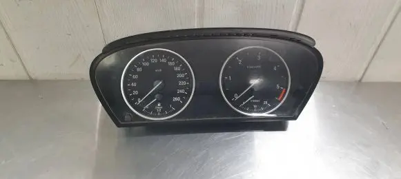 BMW 5 E60 E61 Speedometer (instrument cluster) 62119153755 110080213