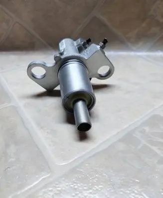 Audi A6 S6 C6 4F Master brake cylinder