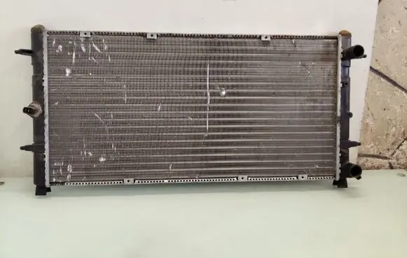 Volkswagen Transporter - Caravelle T4 Coolant radiator 