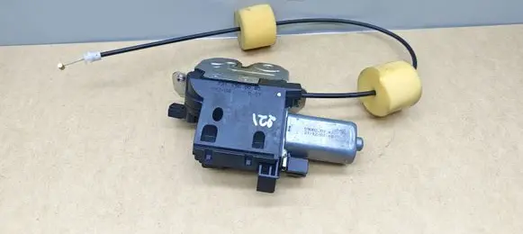 Mercedes-Benz S W221 Tailgate/trunk/boot lock/catch/latch 2217500085