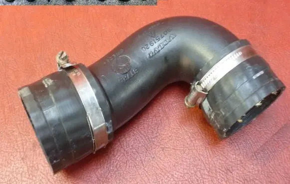 Volvo S80 Air intake hose/pipe 30751920