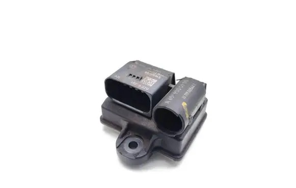 Mercedes-Benz C AMG W204 Glow plug pre-heat relay A6519000900