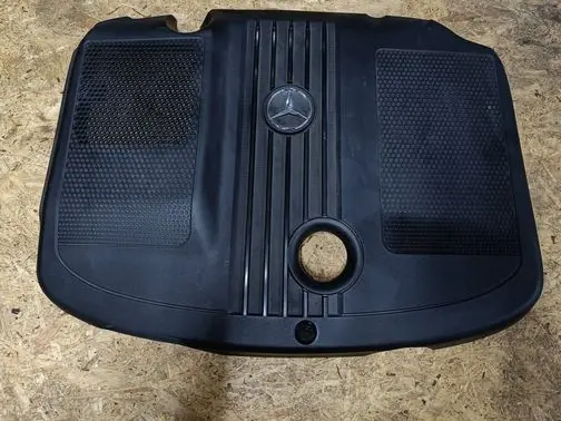 Mercedes-Benz C W204 Engine cover (trim) A6510101467