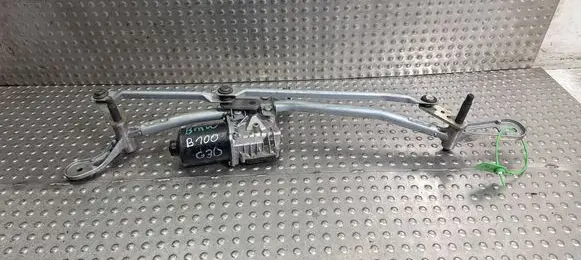 BMW 5 G30 G31 G38 Front wiper linkage and motor S14523784 9491439