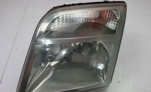 Ford Connect Headlight/headlamp