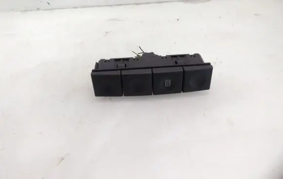 Ford Fiesta Windscreen/window heater switch 2S6T18C621