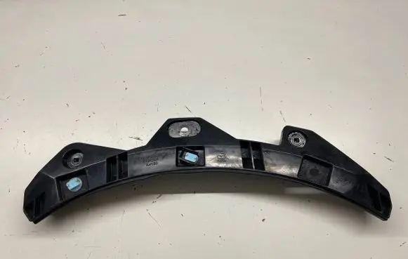 Mazda CX-3 Fender mounting bracket D10F51U30 K4150