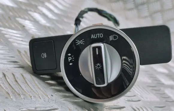 Mercedes-Benz A W176 Light switch
