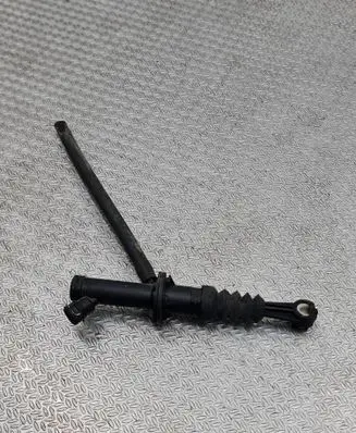 Renault Twingo III Clutch master cylinder A4532904500