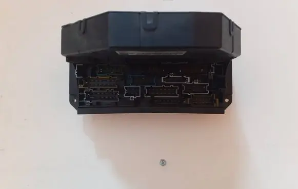 Mercedes-Benz E W212 SAM control unit A2129007104
