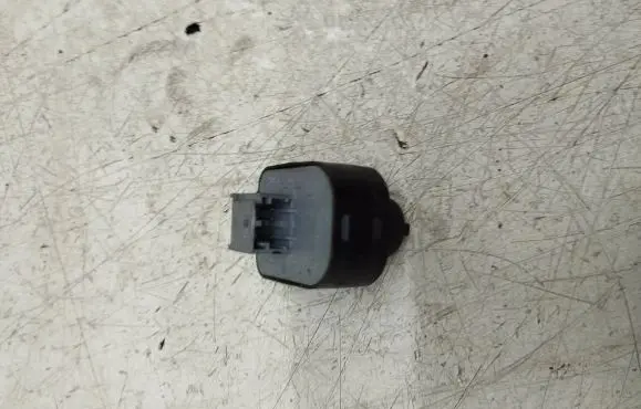 Audi A3 S3 8P Wing mirror switch 8E0959565