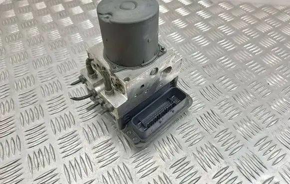 Mercedes-Benz E W212 ABS Pump A2124312712 0130108129