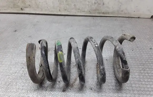 Volvo XC90 Rear coil spring