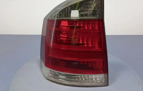 Opel Vectra C Rear/tail lights 13157646