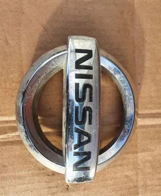 Nissan Pathfinder R51 Manufacturer badge logo/emblem 62890EB300