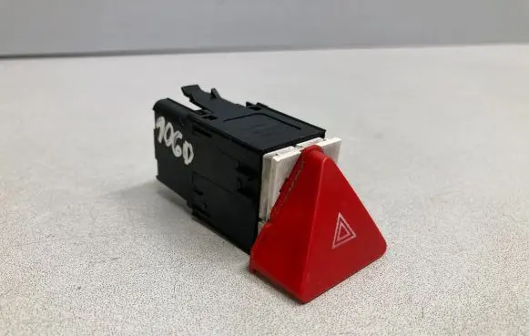 Volkswagen Touran I Hazard light switch 1T0953509