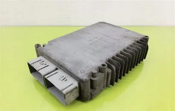 Chrysler 300M Engine control unit/module 04606970AP