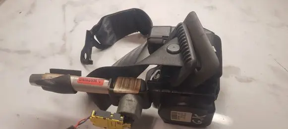 Volvo S80 Rear seatbelt 570521200