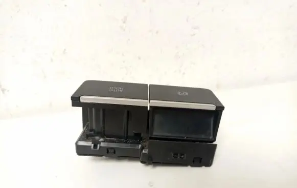 Volkswagen Golf VIII Hand parking brake switch 5H0927225A
