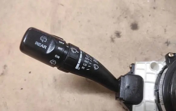 KIA Sorento Wiper turn signal indicator stalk/switch KABLSE390