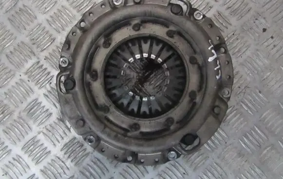 Toyota RAV 4 (XA20) Pressure plate 