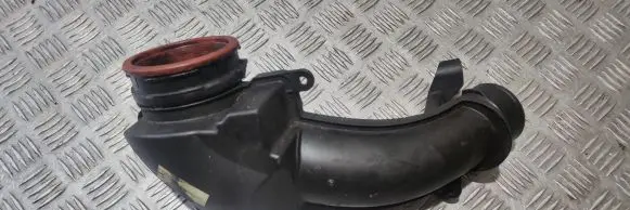 Volvo S60 Turbo air intake inlet pipe/hose 32193517