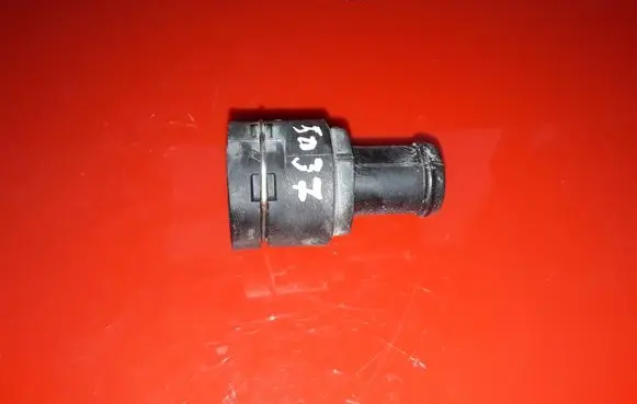 Volkswagen PASSAT B6 Engine coolant pipe/hose 3B0122291B