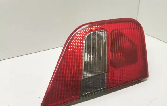 Mitsubishi Carisma Rear/tail lights