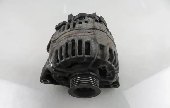 Opel Corsa C Generator/alternator 24437120XL 24437120 0124415023