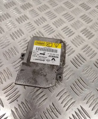 Renault Kangoo II Airbag control unit/module 8201229153A