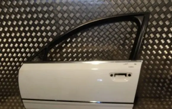 Audi A8 S8 D3 4E Front door