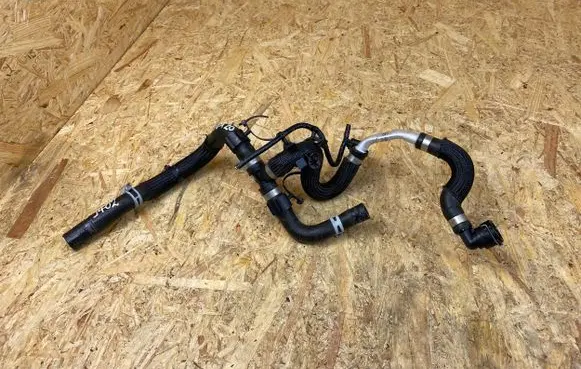 Ford Kuga III Engine coolant pipe/hose LX618B550DWE