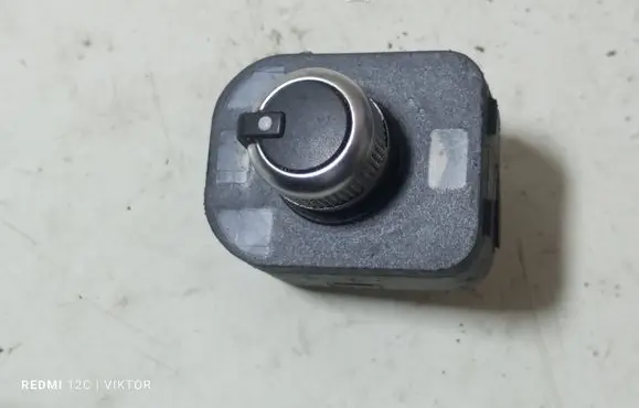 Audi A6 S6 C6 4F Wing mirror switch 4F0959565A 370802S