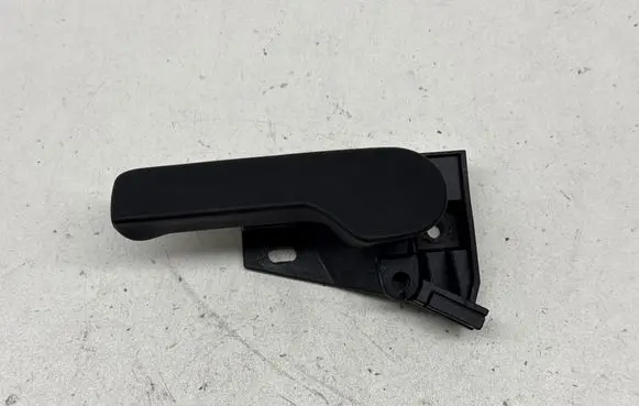 Volkswagen PASSAT B6 Engine bonnet (hood) release handle 1K1823633