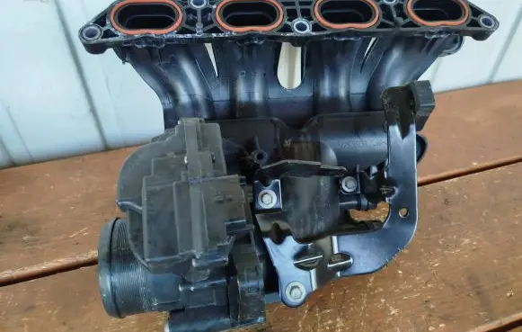 Citroen DS5 Intake manifold V759507780