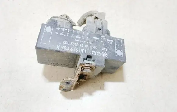 Volkswagen Bora Coolant fan relay 1j0919506k 898972000