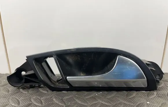 Audi Q7 4L Front door interior handle 4L0837020 SR0484704