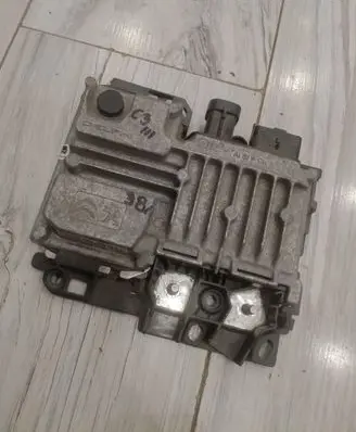 Citroen C3 Start/Stop control module 9819596180