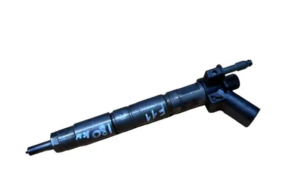 BMW 5 F10 F11 Fuel injector 7805428 0445116024
