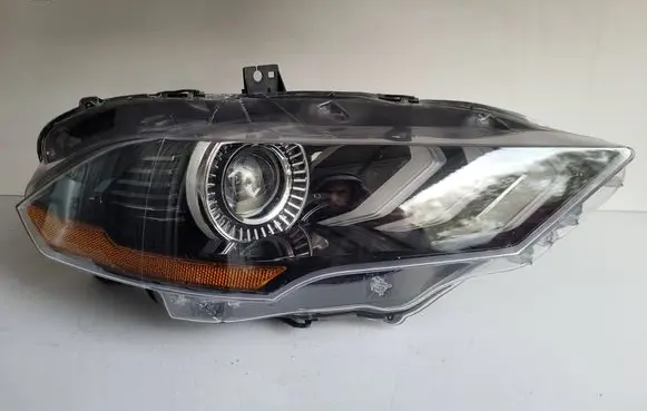 Ford Mustang VI Headlight/headlamp 84132P46E 85015B835114836 E211B2D11
