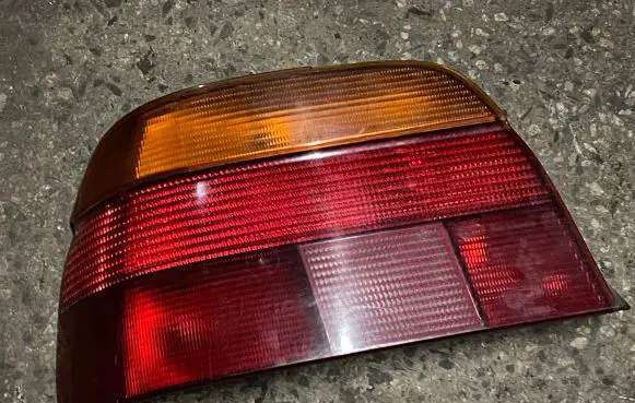 BMW 5 E39 Rear/tail lights 8358031