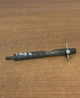 Mercedes-Benz E W210 Fuel injector E1654