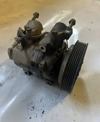 SsangYong Kyron Air conditioning (A/C) compressor (pump) 6641300015 683BA044244 HFC134A