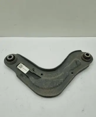 Chrysler Pacifica Rear control arm 68445336AA 68445336