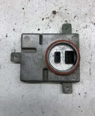 Volkswagen Touran II Headlight ballast module Xenon